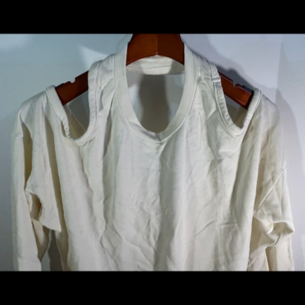 Lanston Halter Open Shoulders and Back Pullover Top/Sweatshirt Cream Size M - Picture 7 of 16